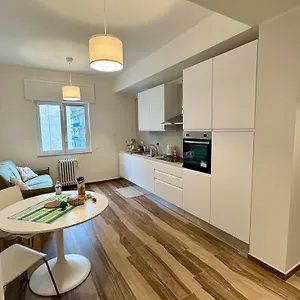  Appartamento Rainbow Luxury - Sea View