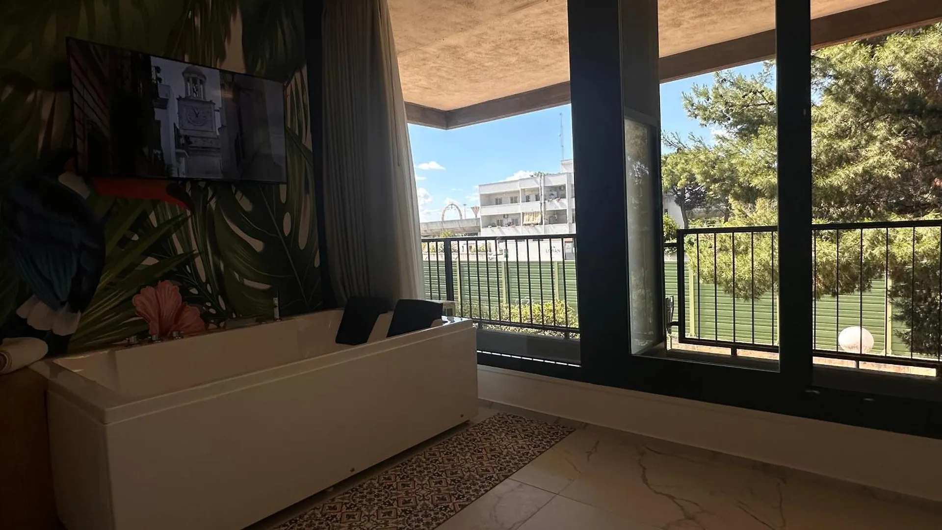 Cconforthotels Puglia Promenade Apartment 5 Bari 0*,